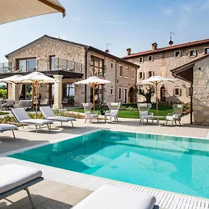 https://magari-estates-hotel.hotelinveneto.com